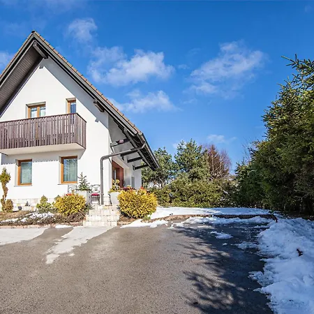 Sunny Weekend Sauna House - Happy