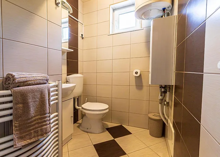 Sunny Weekend Sauna House - Happy Chalet