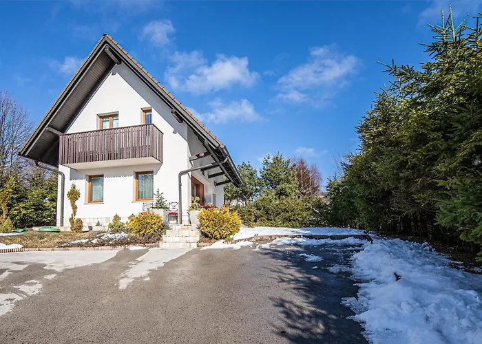 Sunny Weekend Sauna House - Happy